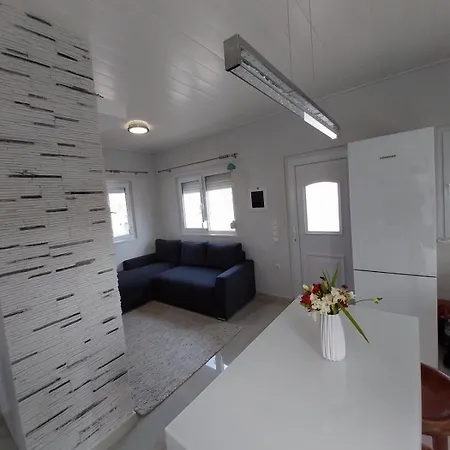 Vila Apervill Luxury House Apergátika